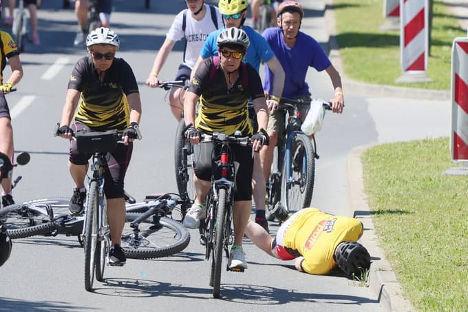 (FOTO in VIDEO) Na Ptuju med rekreativnimi kolesarji iskali konkurenco slovenskim asom Primožu, Tadeju in Mateju