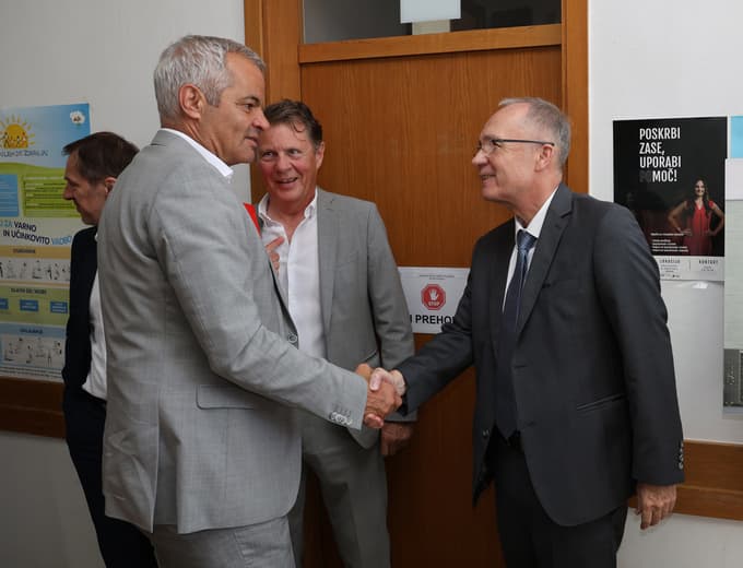 (FOTO) Tezno končno dobiva sodoben zdravstveni center: Več ambulant, nova lekarna, nov izgled