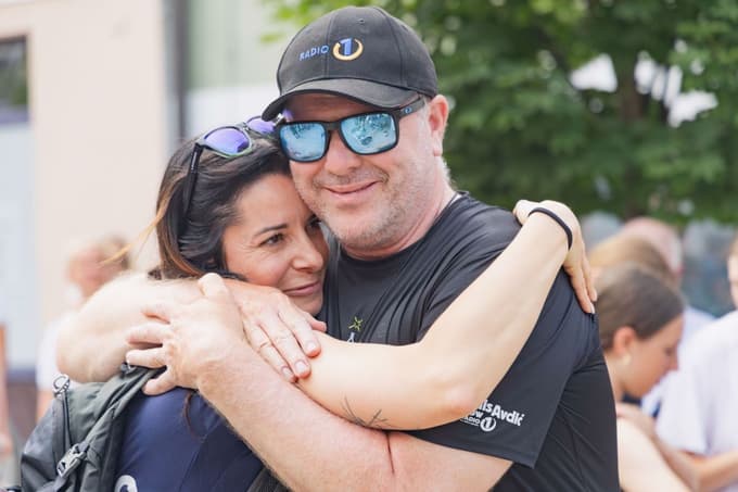 Miha Deželak in Jana Morelj.