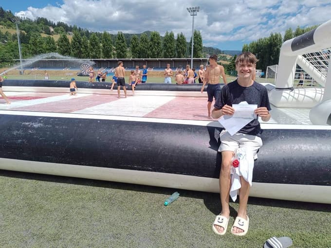 Nogomet je tudi zabava.