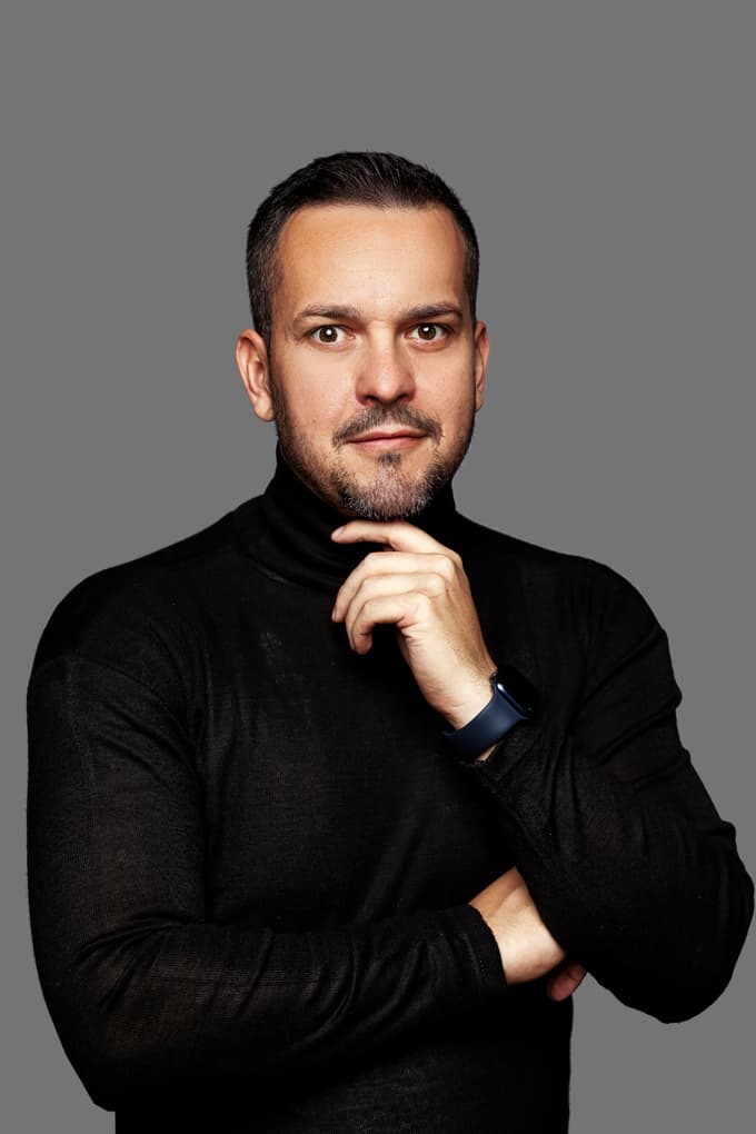 Še pred nedavnim direktor EasyPark Slovenija Uroš Maklič je z uspešnim dolgoletnim delom na območju Slovenije postal direktor regije Adriatic za skupino Arrive.