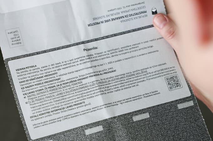 "Če nepremičnina, v kateri ne živiš, ne prinaša dohodka, pomeni strošek, zato je dobro vedeti, kolikšen je." pravita sogovornici.