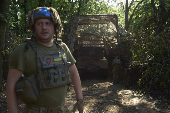 Pripadnik ukrajinske 25. brigade na položaju blizu Pokrovska