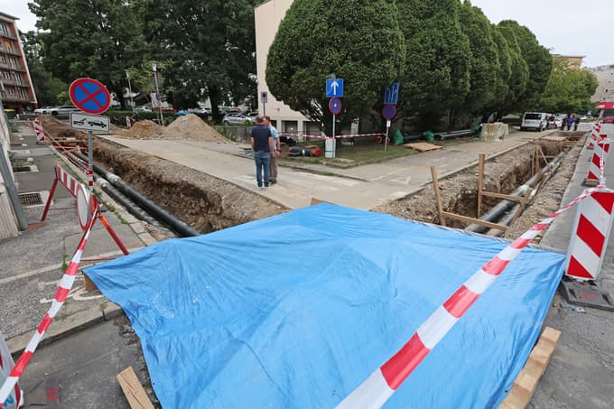 (FOTO) Vozniki, pozor: Dvorakova delno zaprta do 25. avgusta