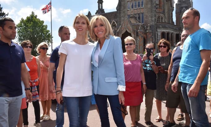 Tiphaine Auziere zelo jezi, kadar žaljivi spletni komentatorji obračunavajo z njemo mamo in očimom.