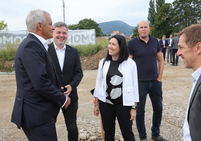 (FOTO) Največja investicija v primarno zdravstvo v Mariboru: "Zgodovinski dogodek ne samo za Tezno, ampak za regijo"