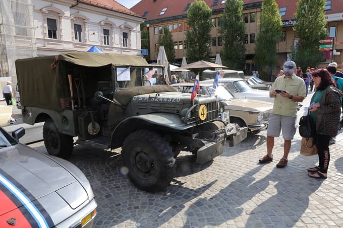 Maribor - 36. mednarodni Rally starodobnih vozil - starodobniki - oldtimerji - avto - avti - avtomobili - - -