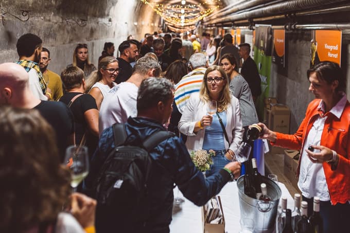 (FOTO) Vinagov Podzemni vinski festival znova navdušil