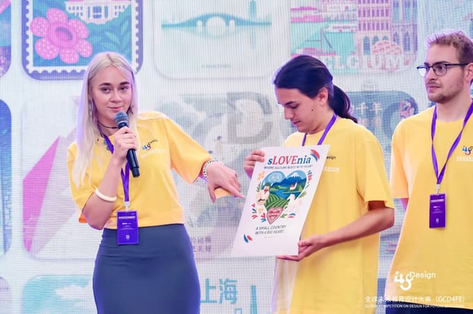 (FOTO) Po zmagi v Zagrebu mariborski študentje blesteli tudi v Pekingu