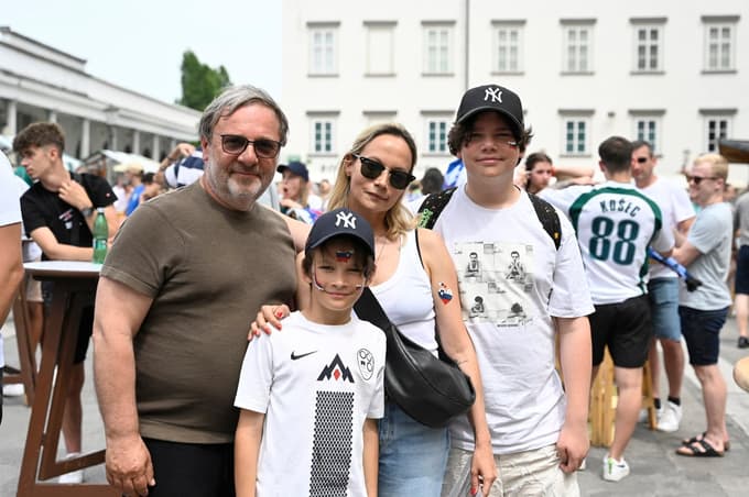 Nogomet je igra otrok, ne projekt staršev.