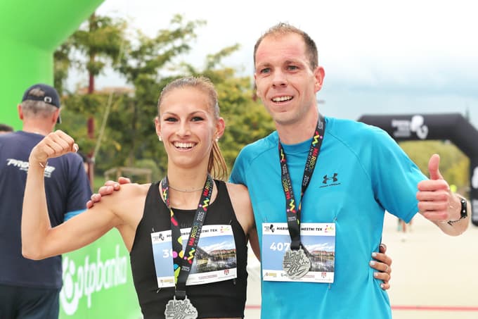 Eva Bezlaj in Mitja Potrč sta se najhitreje odrezala na daljši trasi na 8,8 kilometra