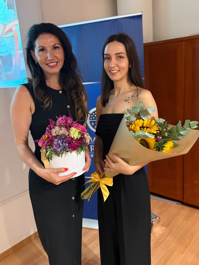 Lana Ritlop z mentorico dr. Barbaro Toplak Perovič