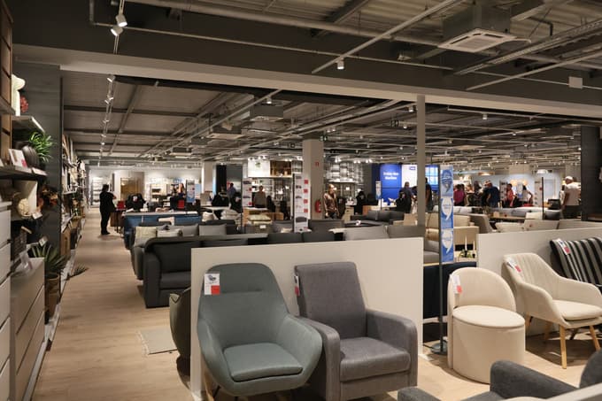 (FOTO) Trgovec skandinavskih korenin v Mariboru odprl svojo prvo trgovino velikega formata v Sloveniji