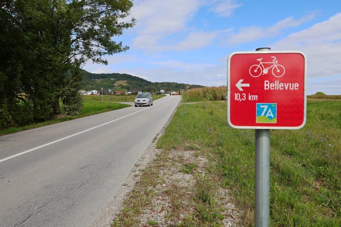 (FOTO) Dobra novica za kolesarje in pešce na cesti med Razvanjem in Pivolo