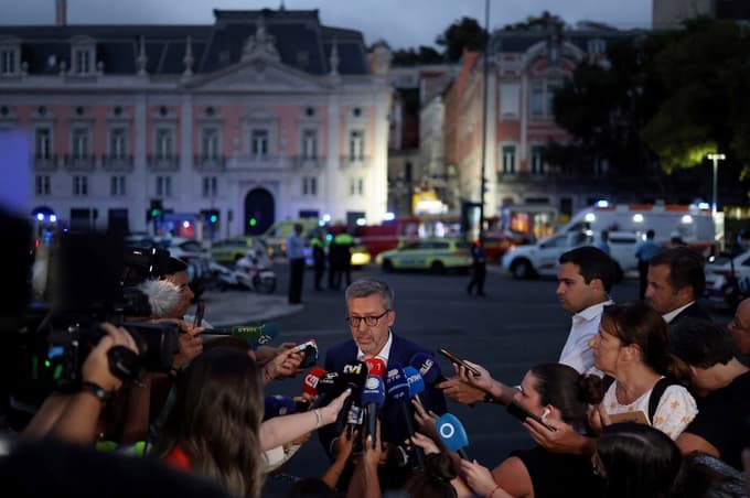 Župan Lizbone Carlos Moedas na kraju nesreče