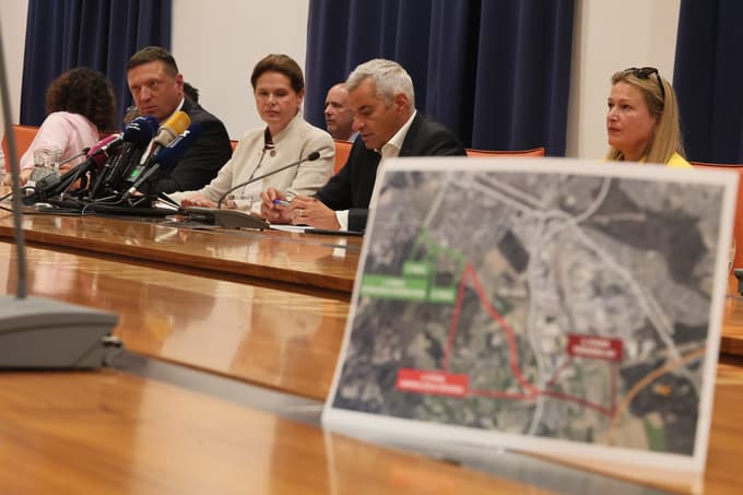 (FOTO) Ministrica Alenka Bratušek: "Mariborska južna obvoznica je absolutna prioriteta, a rokov ne želim prejudicirati"