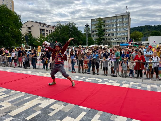 (FOTO) Pika premika Velenje: Mesto je en teden v rokah najmočnejše deklice na svetu