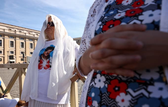 (FOTO) Papež Carla Acutisa kot prvega milenijca razglasil za svetnika