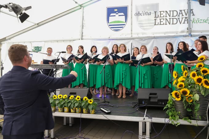 Komorni pevski zbor Vita.