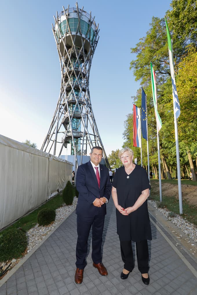 Župan občine Lendava Janez Magyar in predsednica Turistične zveze Lendava Vabi Eva Marija Banutai