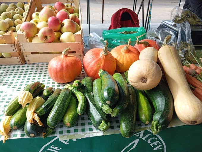 Cene na mariborski tržnici: Koliko stanejo buče