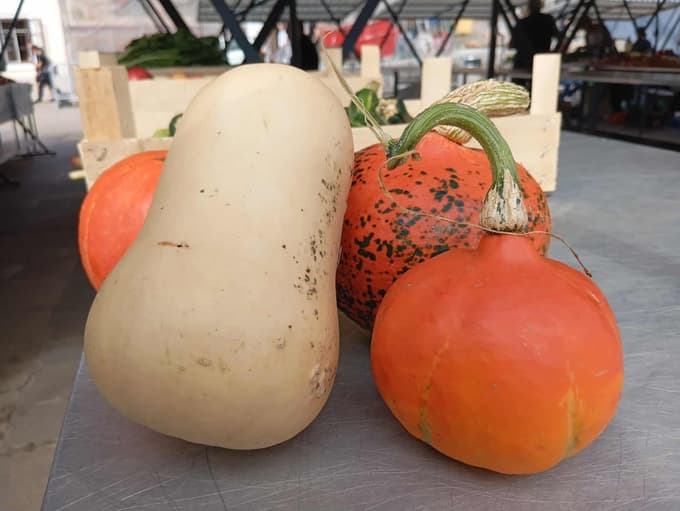 Cene na mariborski tržnici: Koliko stanejo buče