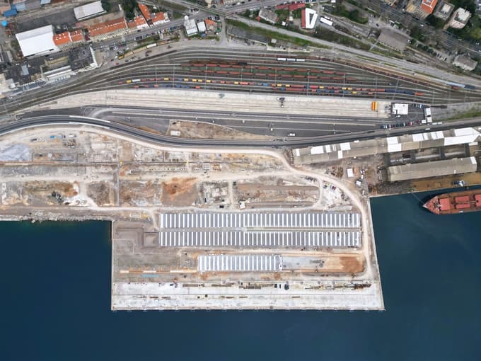 Novi kontejnerski terminal v Reki - posnetek iz zraka.