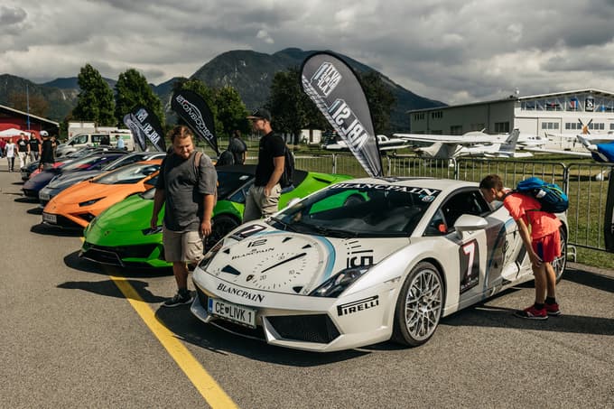 (FOTO) Steza letališča v Lescah bo to soboto gostila adrenalinski dogodek Head2Head. Kaj bo mogoče videti?