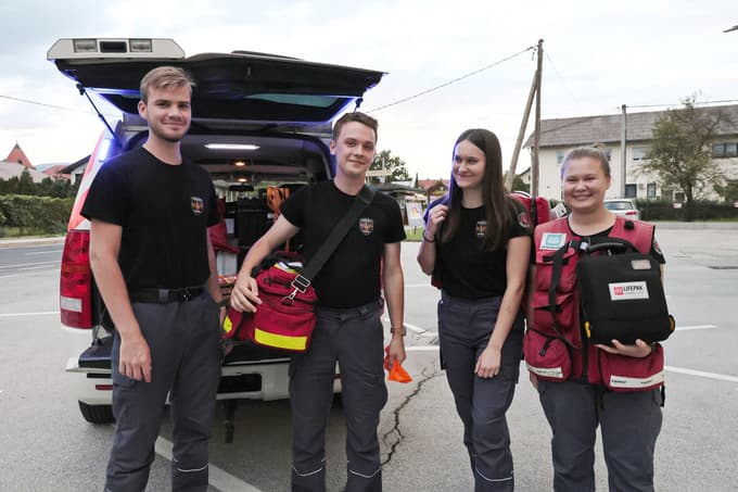 (FOTO) Kdo je ekipa prvih posredovalcev PGD Rače, ki pomaga pri reševanju življenj in znanje potrjuje na tekmah?