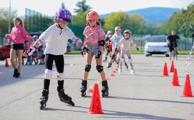 (FOTO) ZZrolano mesto: Vozniki koles in rolerjev za en dan kralji ulic