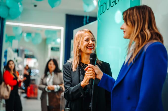 Parfumerije Douglas so praznovale dve leti poslovanja v Sloveniji