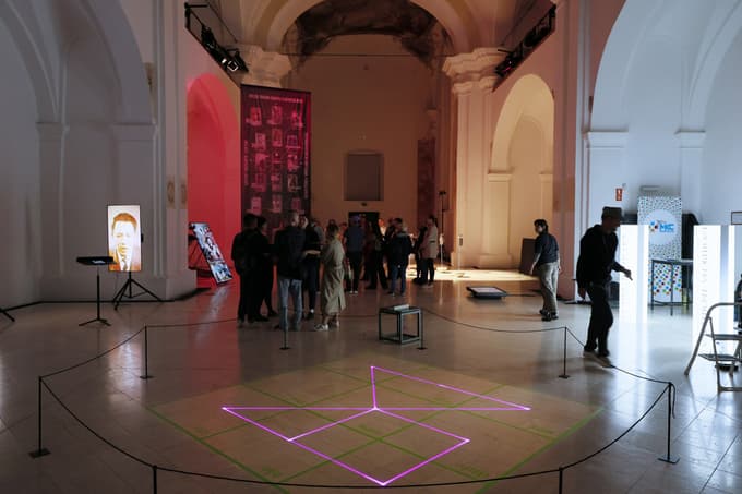 Mednarodni festival računalniške umetnosti: Kako se odzvati na globalno stanje nemira?