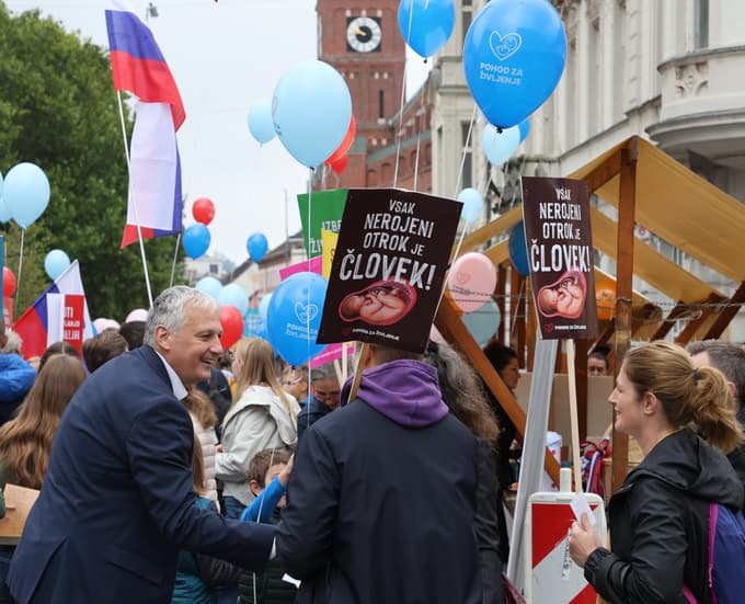 Maribor - Pohod za življenje v Mariboru - proti splav - proti cepljenju - Aleš Primc