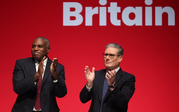 Starmer in njegov namestnik, pravosodni minister David Lammy.
