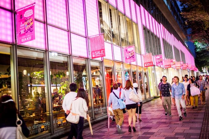 Država, kjer lahko zakonito izgineš brez sledu: "Utrujen od odnosov in pričakovanj sem vzel kovček in izpuhtel"