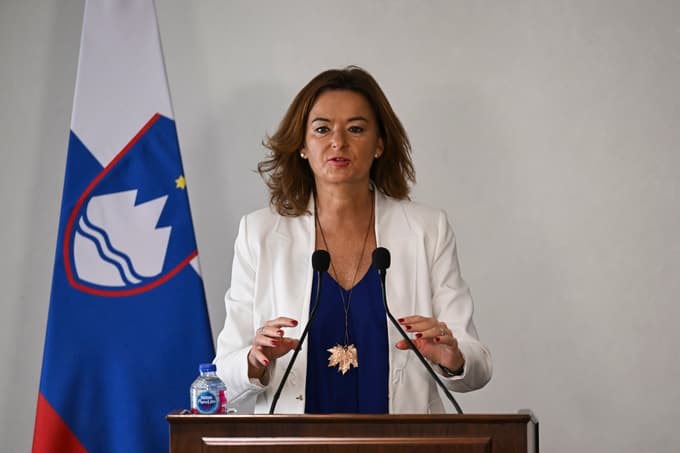 Tanja Fajon: "Prihodnost mora biti zgrajena na temeljih miru in sočutja." 