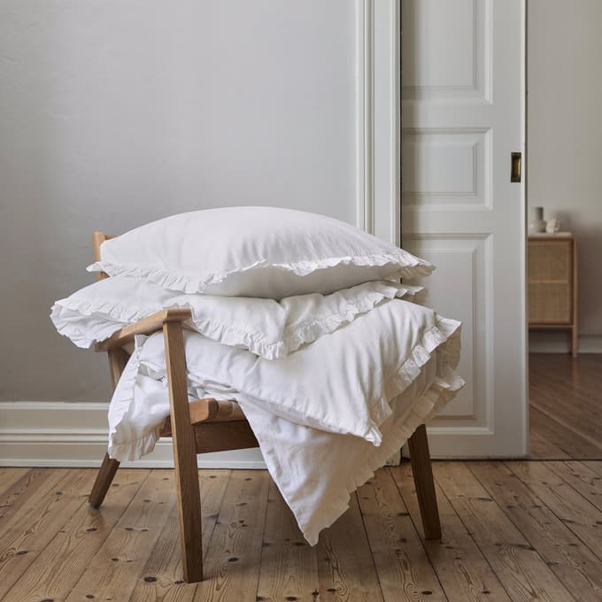 Zakaj je bombaž kralj dobrega spanca: Nasveti za naravno udobje v spalnici