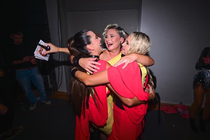 (FOTO) Zabava za zgodovino: Na Popstars šovu v Dvorani Tabor je "čagala" tudi mama Luke Dončića