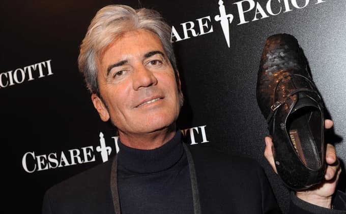 Paciottijeva istoimenska blagovna znamka je znana po svojih ženstvenih dizajnih.