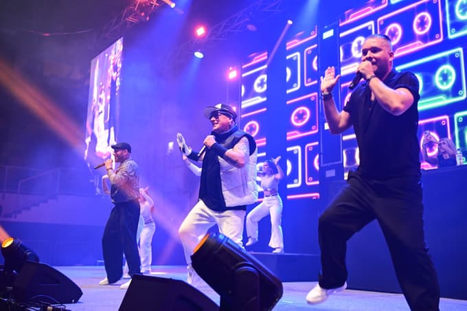 (FOTO) Zabava za zgodovino: Na Popstars šovu v Dvorani Tabor je "čagala" tudi mama Luke Dončića