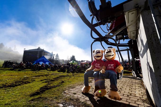 Tadej Pogačar s podporo zavarovalnice Generali poskrbel za kolesarski praznik