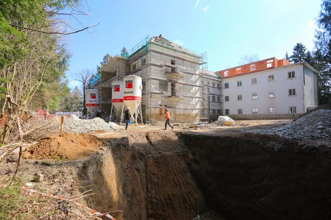 Maribor - Reka - Gospodarstvo - Gradnje - Projekt gradnje negovalne bolnišnice - gradnja - negovalna bolnišnica na Pohorju - gradbišče - Ilustracija - Tematika -