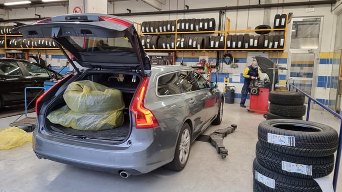 Menjava pnevmatik, Vulkanizer, AMZS, zimske gume