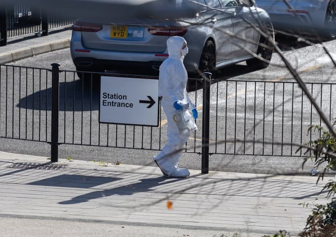 (FOTO) Napadalca z vlaka obtožili desetih poskusov umora