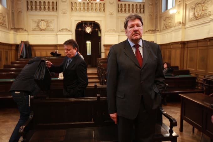 Boško Šrot, Igor Bavčar. Padla tajkuna.