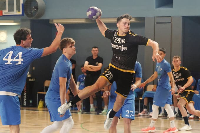 (FOTO) Velenjčani se na Ptuju niso želeli igrati z ognjem