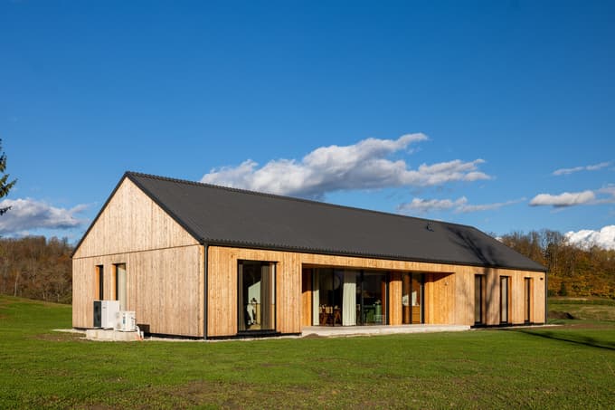 Individualna pritlična hiša Lumar