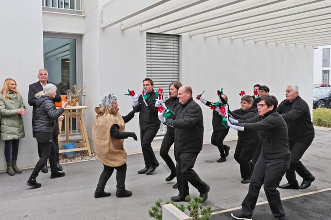 (FOTO) V Mariboru uradno odprli dom za odrasle z motnjami v duševnem razvoju: "Največ pomeni, ko rečejo, to je moj dom"