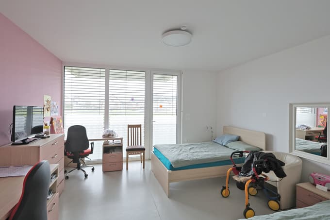 (FOTO) V Mariboru uradno odprli dom za odrasle z motnjami v duševnem razvoju: "Največ pomeni, ko rečejo, to je moj dom"