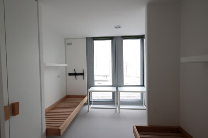 Slovenija z Dobrunjami lovi minimalni standard, pravijo na ministrstvu. 